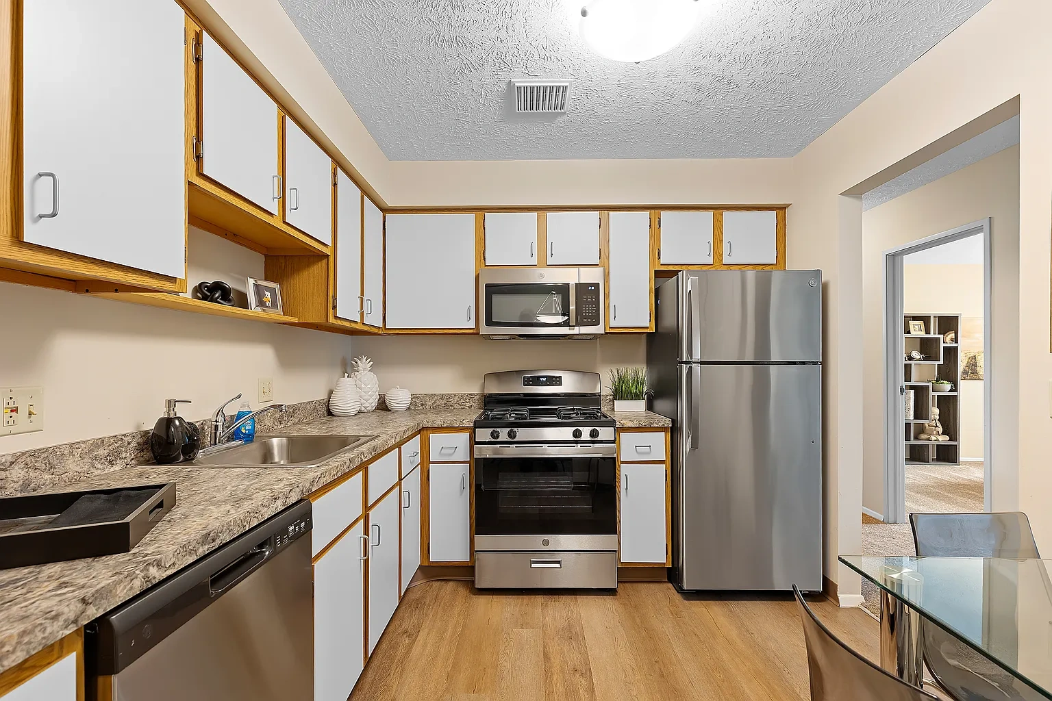 Oakwood Apartments – photo 3