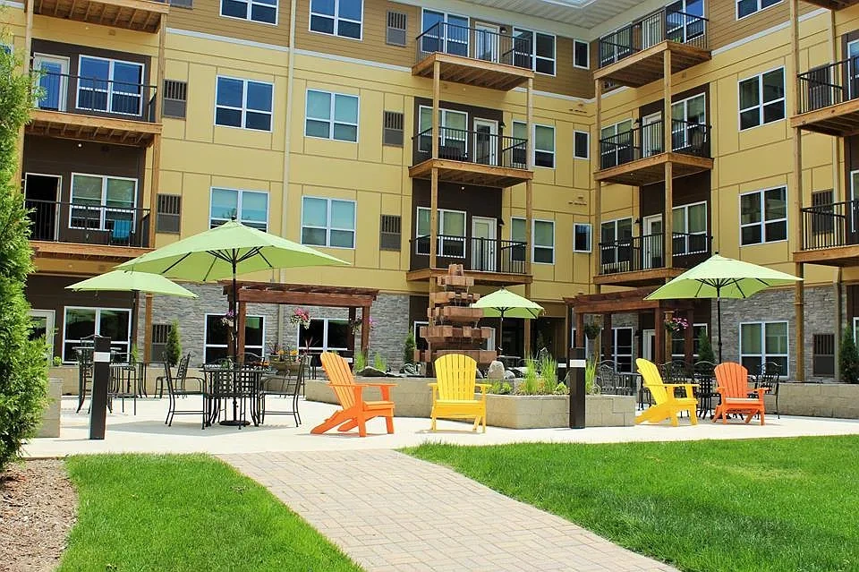 Granite Ridge Apartments – photo 2