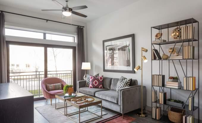 611 W 20th St – photo 3