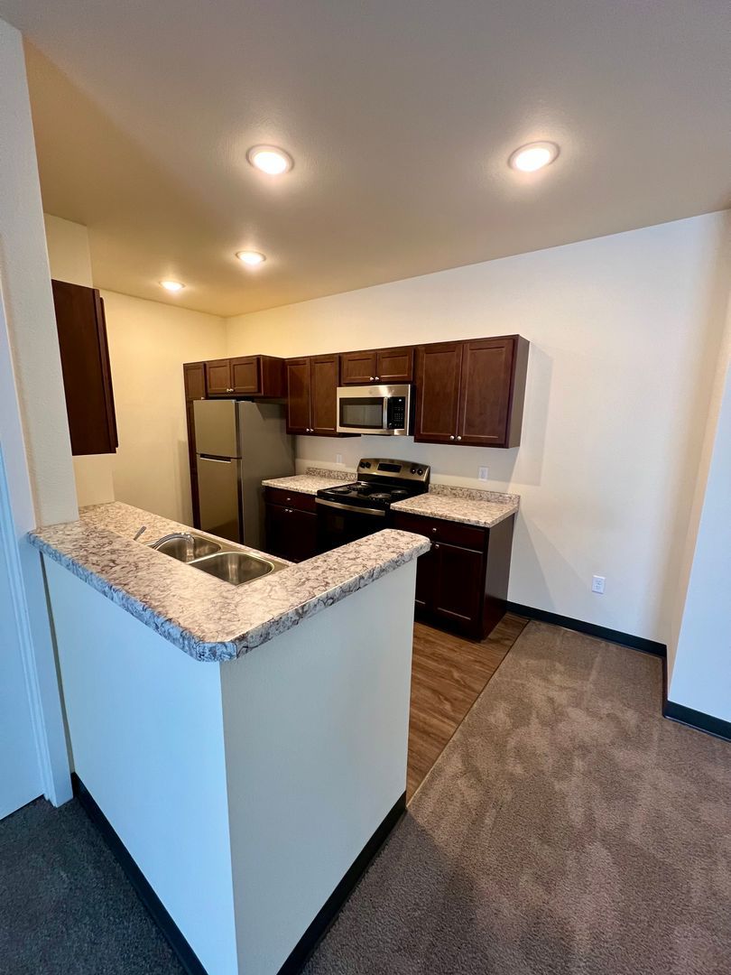 717 Meridian Dr unit 717 #14 – photo 5