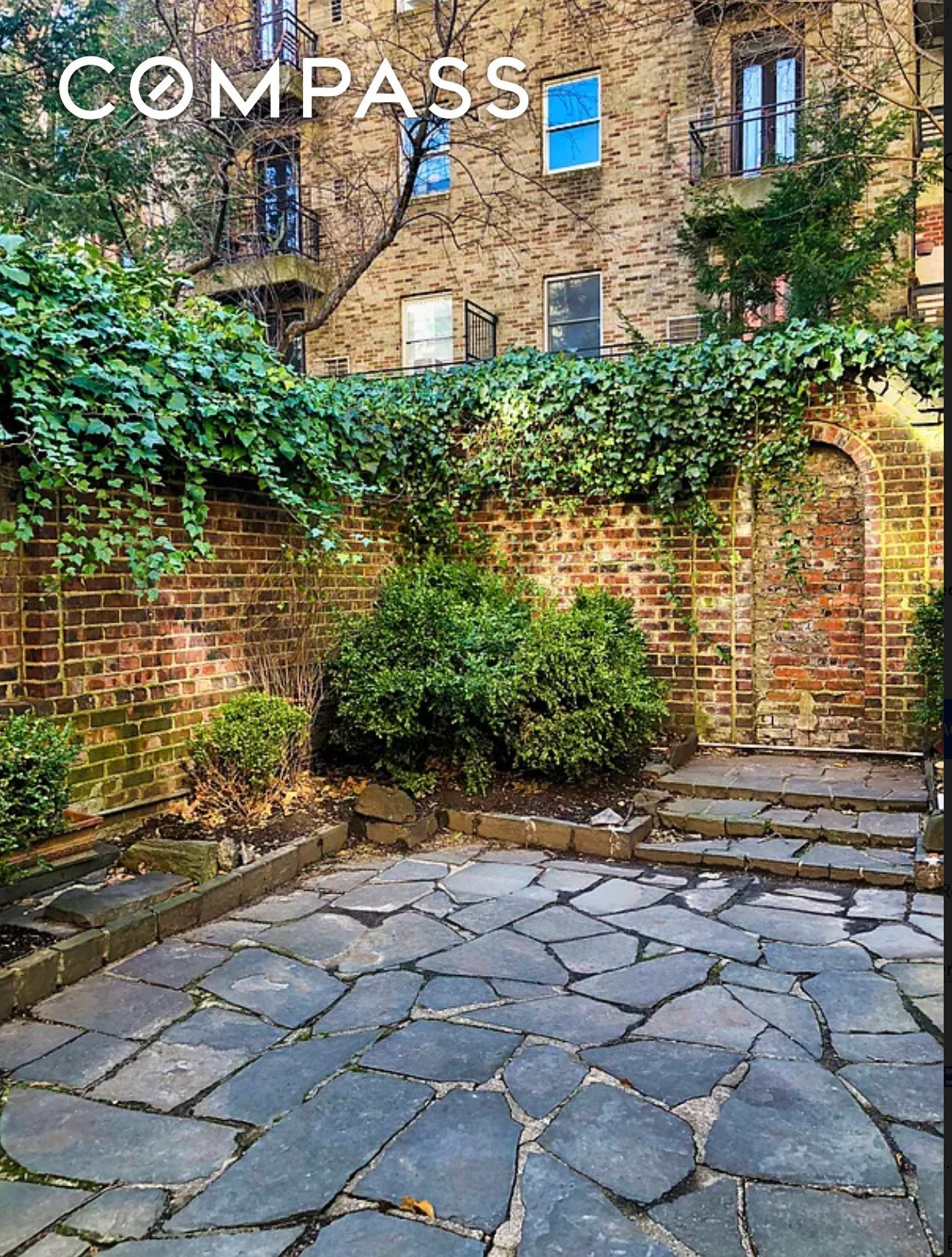 216 E 61st St #THOUSE – photo 5