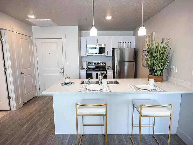 District North Apartments – photo 3