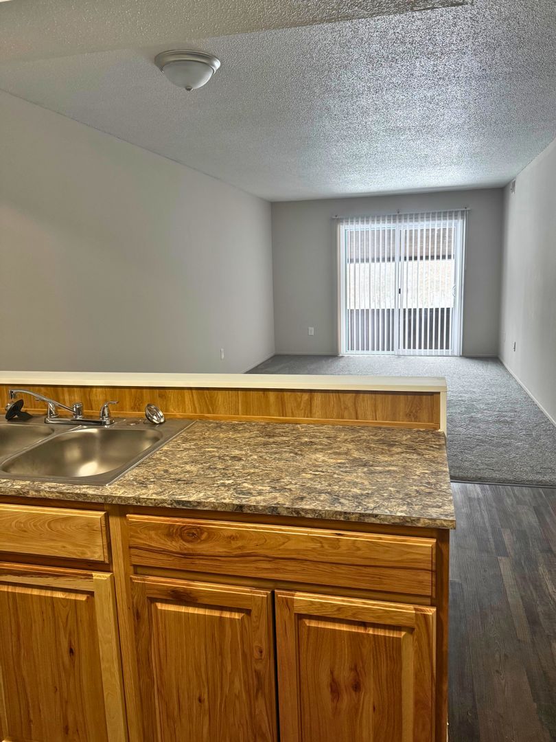 101 Canal Rd unit 2-G – photo 1