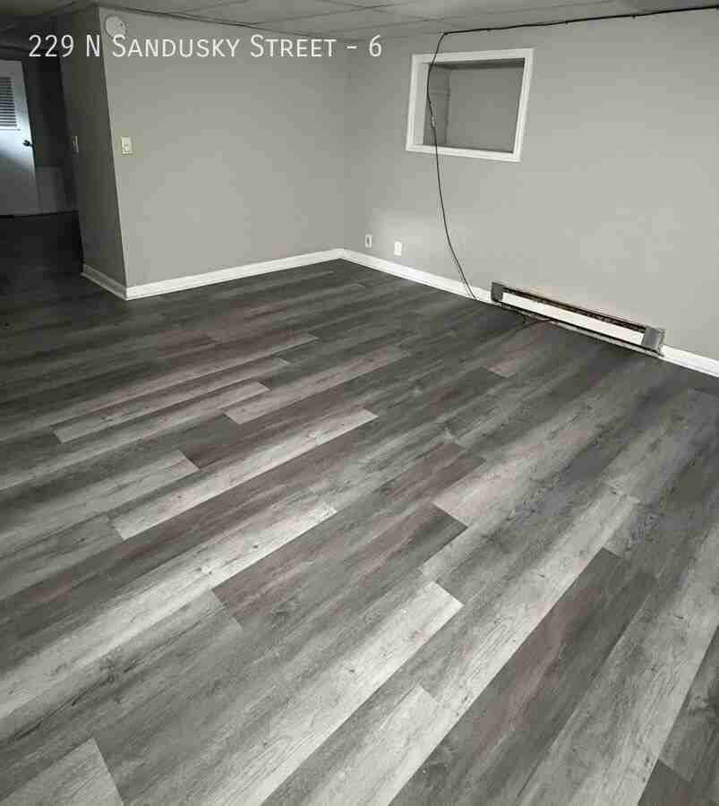 229 N Sandusky St unit 6 – photo 5