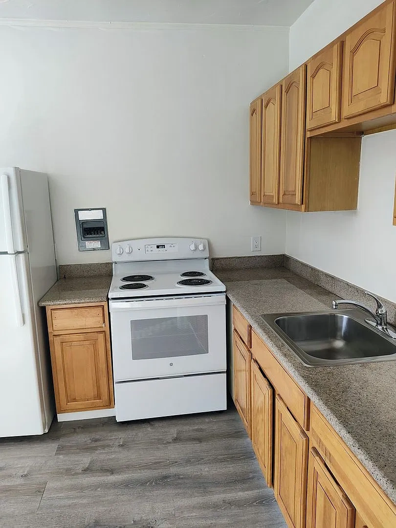 1715 High Street – photo 5