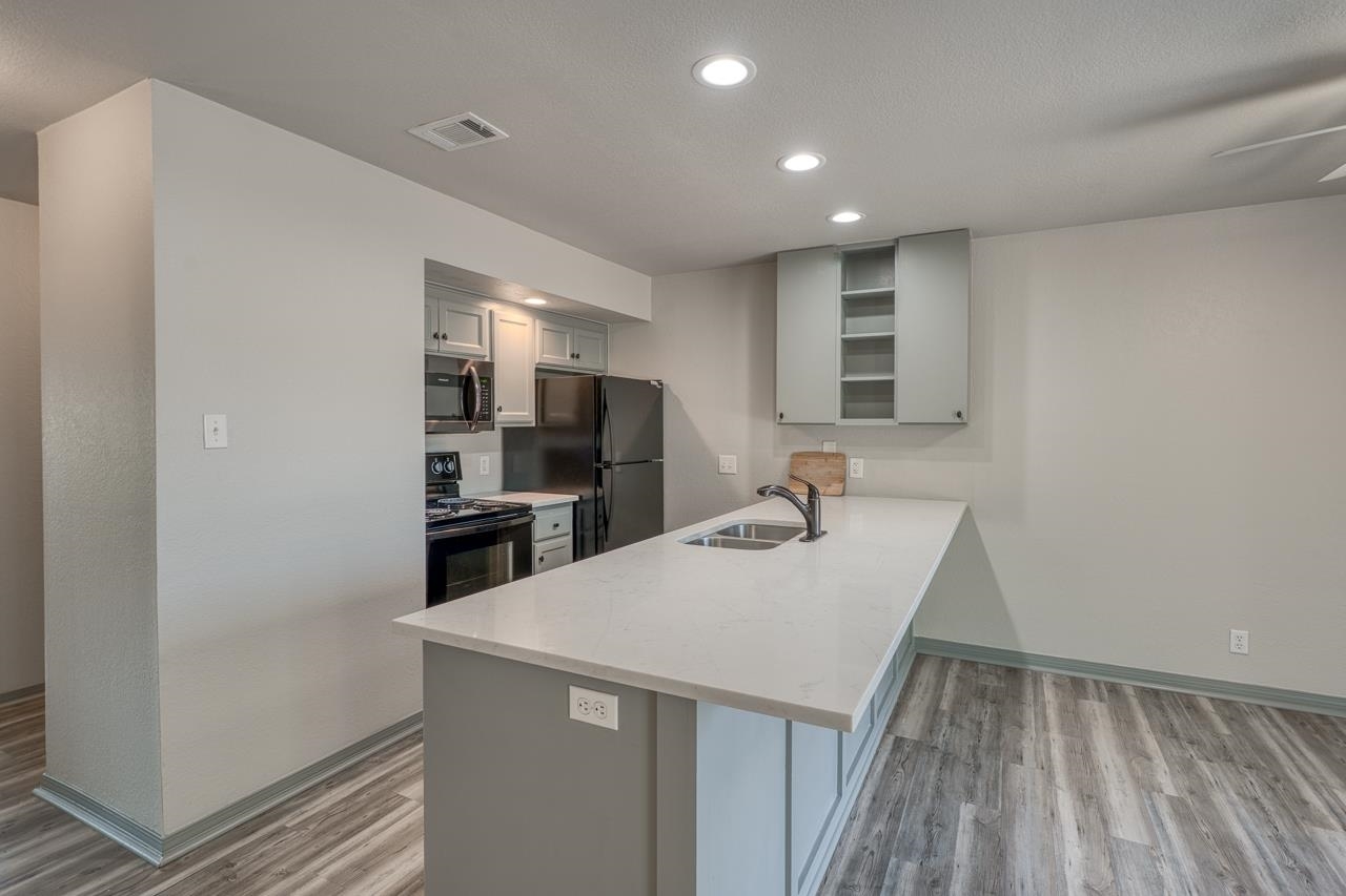 906 Hi Cir N – photo 1