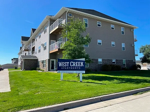 West Creek Crossing Apartments – photo 2