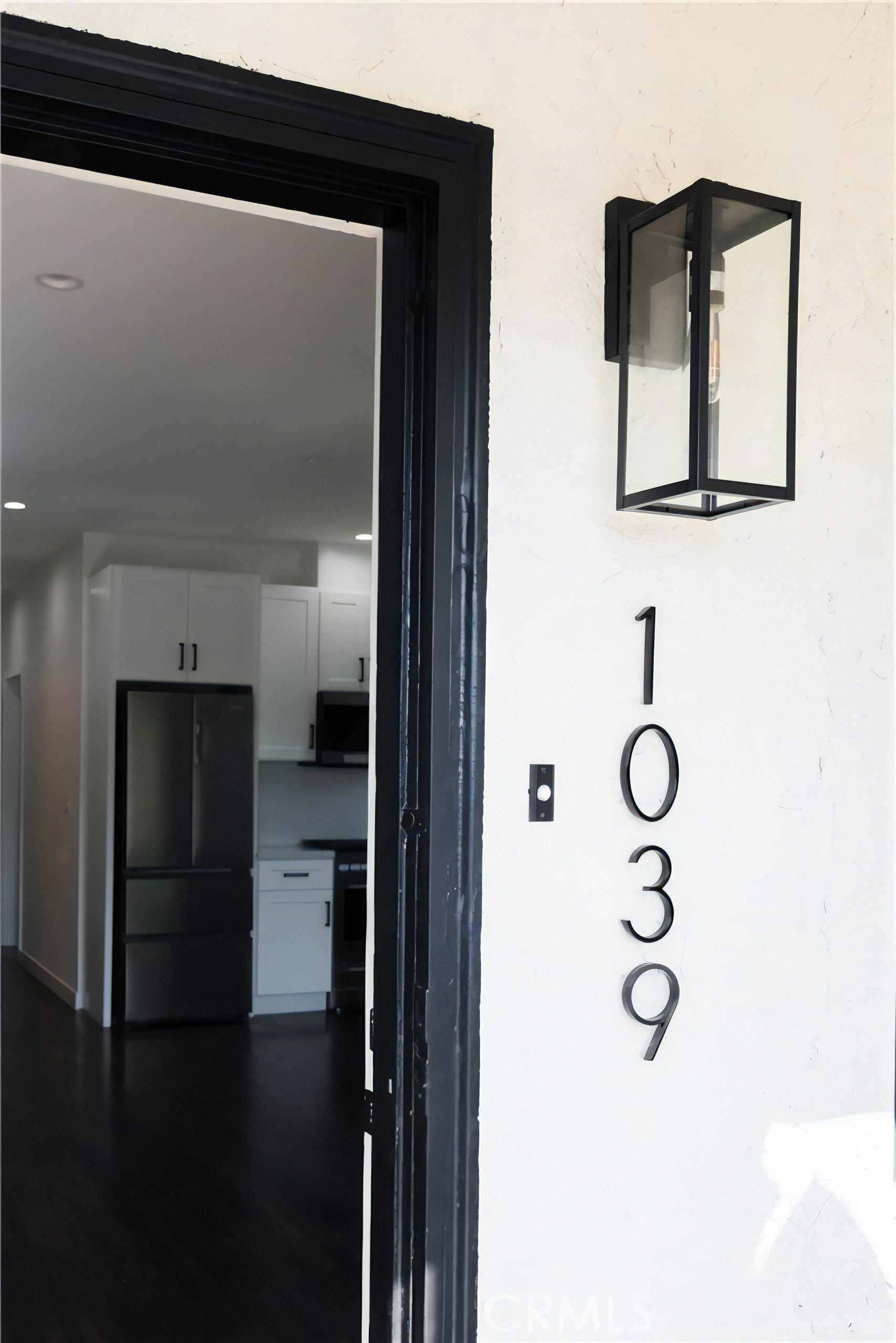 1039 Gladys Ave unit 1033 – photo 2