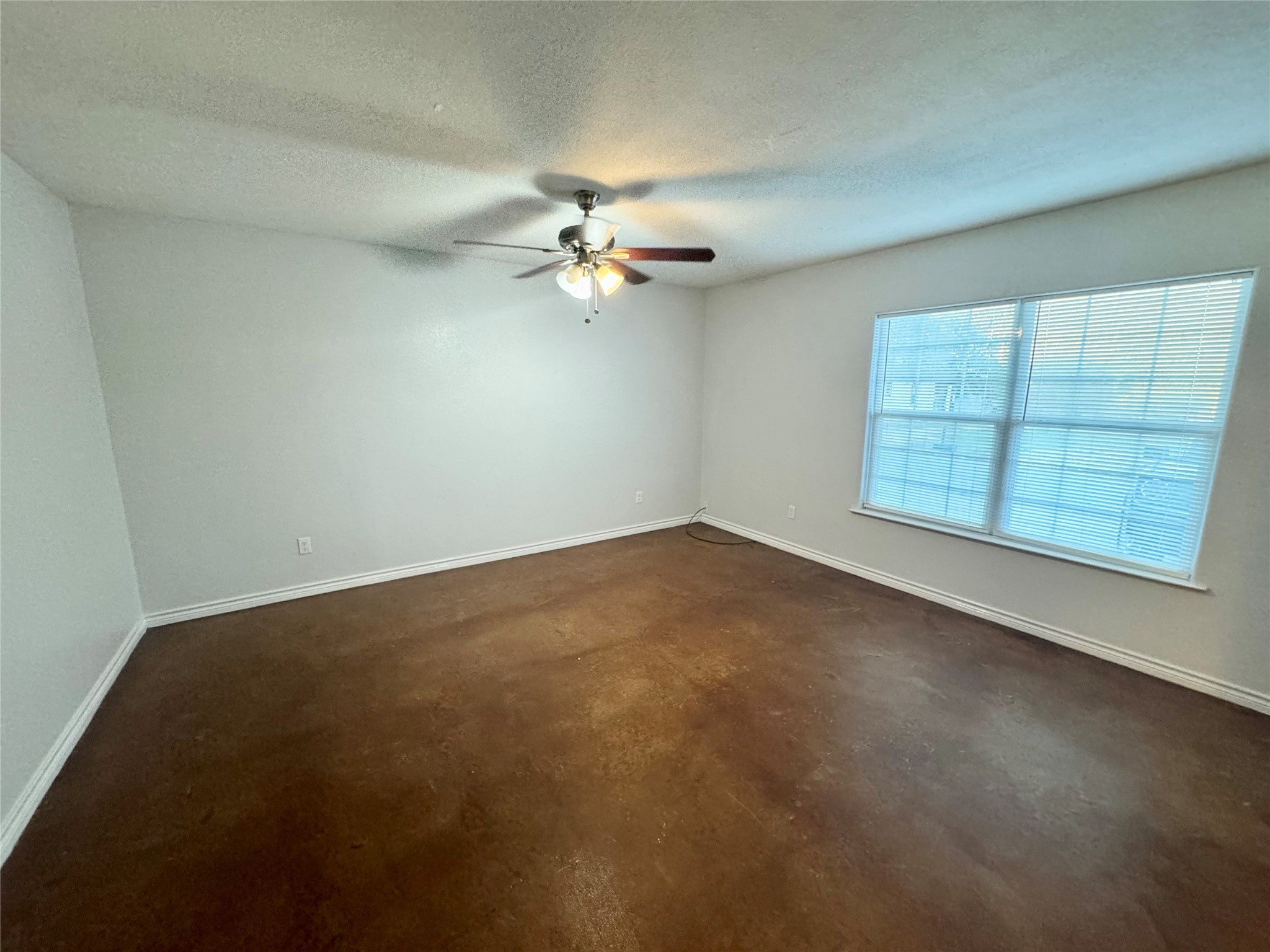 709 San Saba St unit A – photo 4