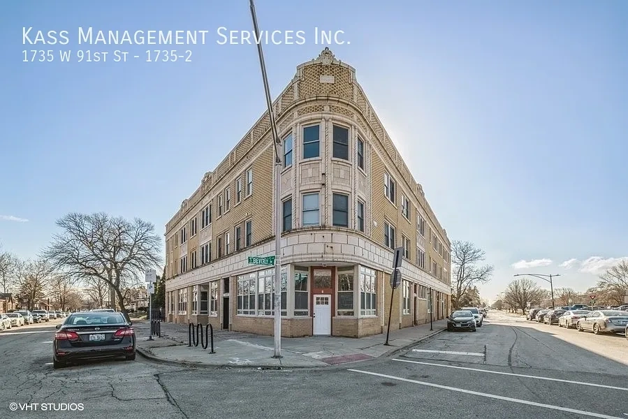 1723-45 W 91st/9101-09 S Beverly – photo 3