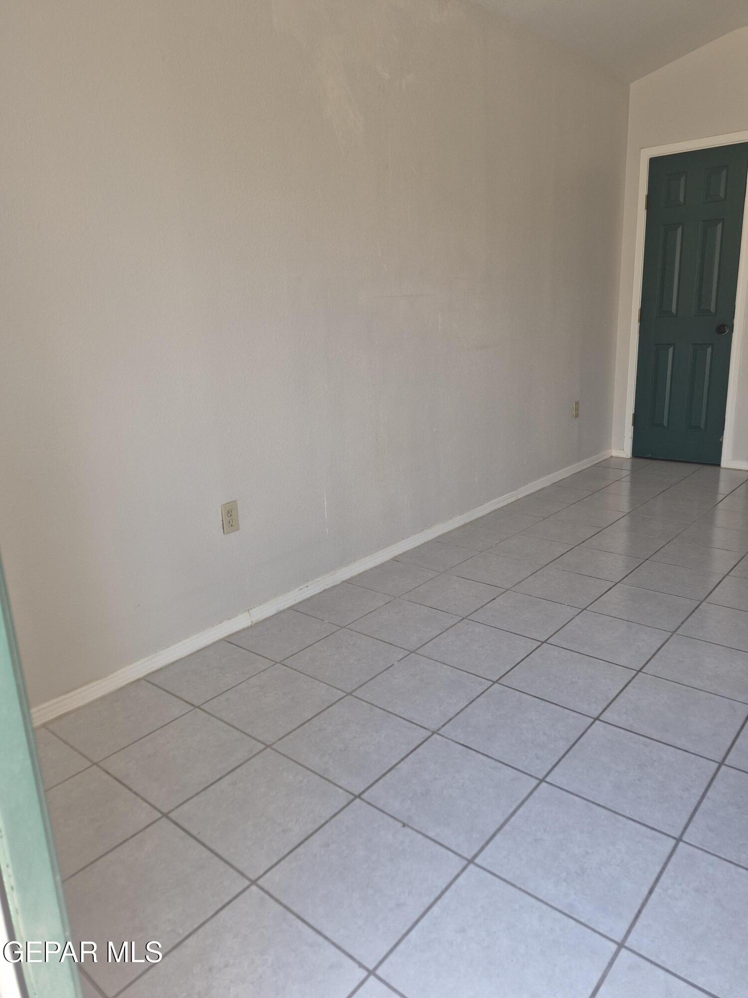 3915 Mobile Ave #3 – photo 3