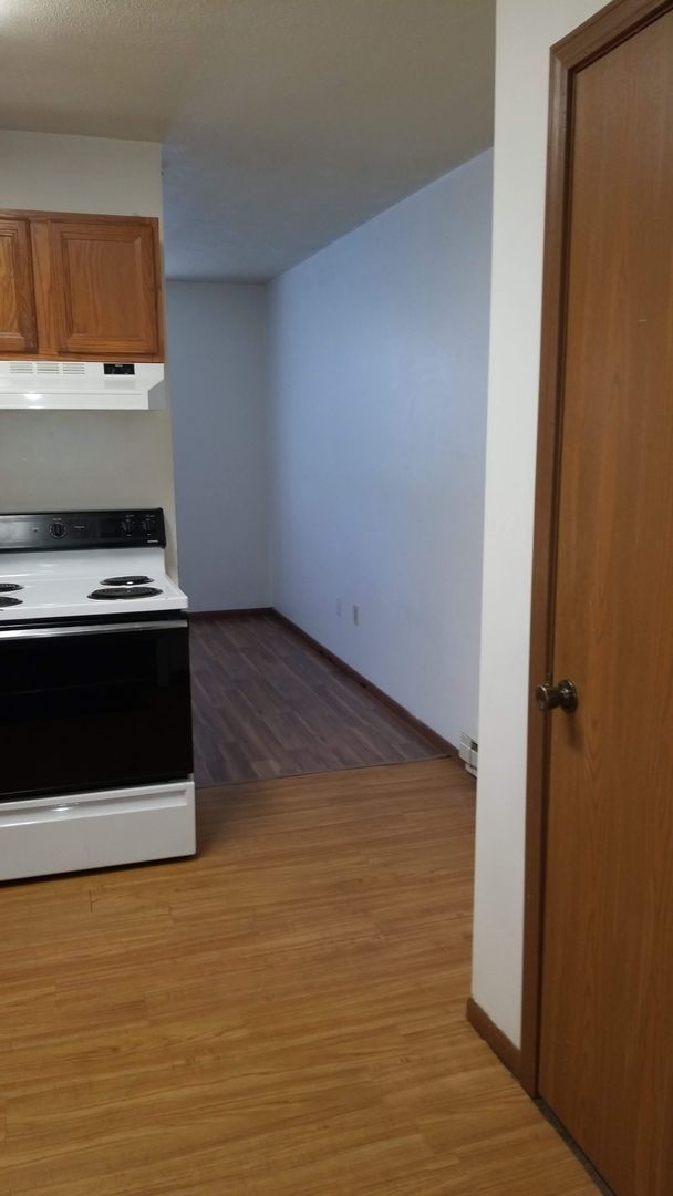 100 W Ridge Ave unit Unit #12 – photo 3