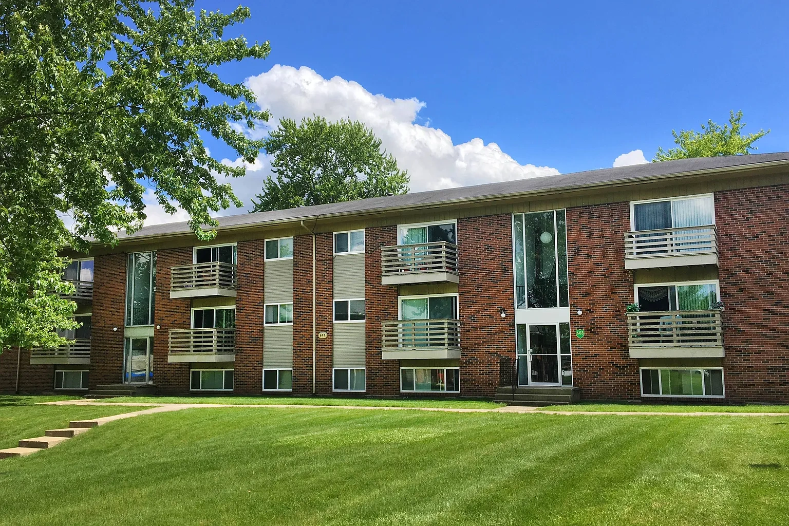Forest Park Apartments – photo 2