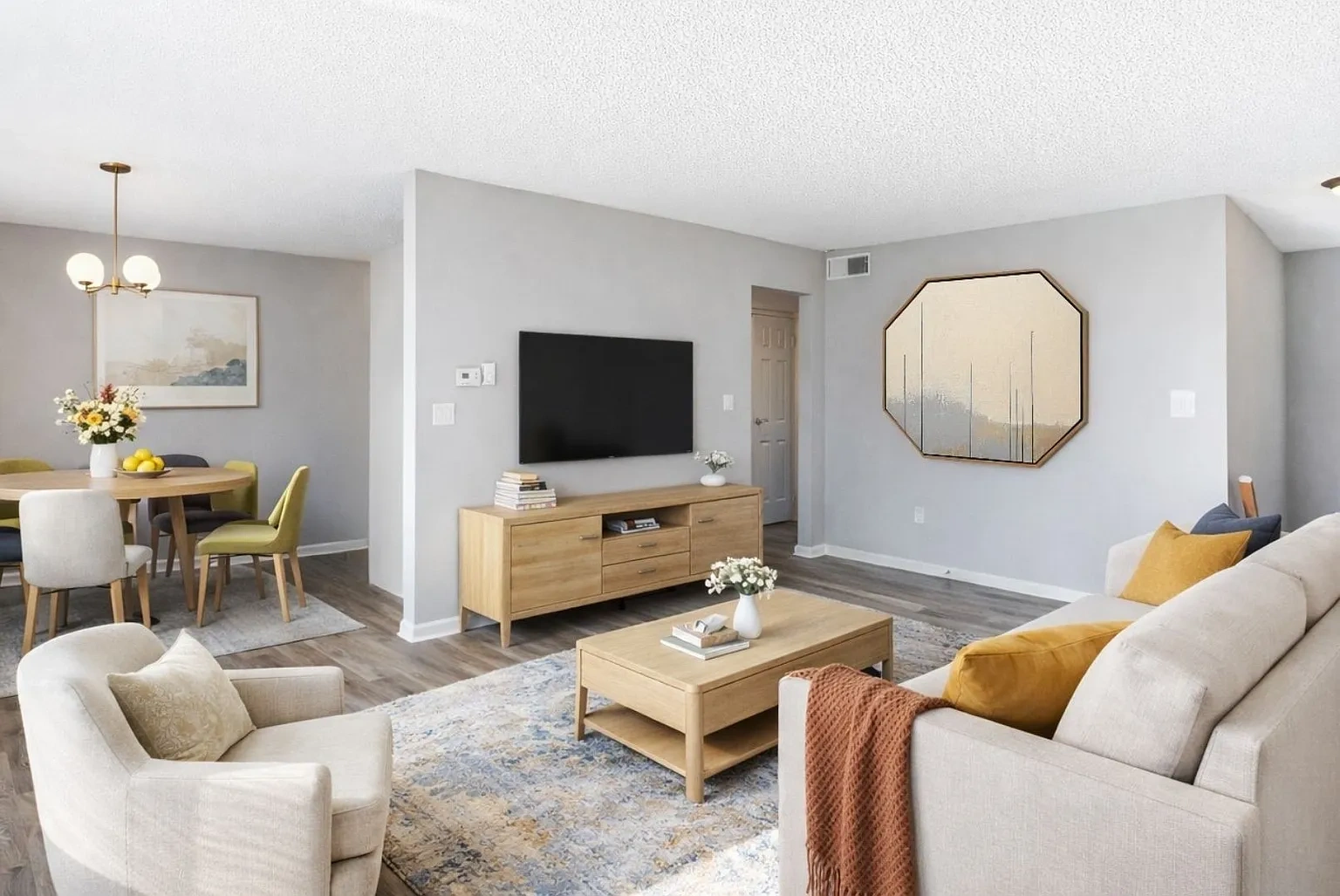 Hamilton Estates Apartments – photo 2
