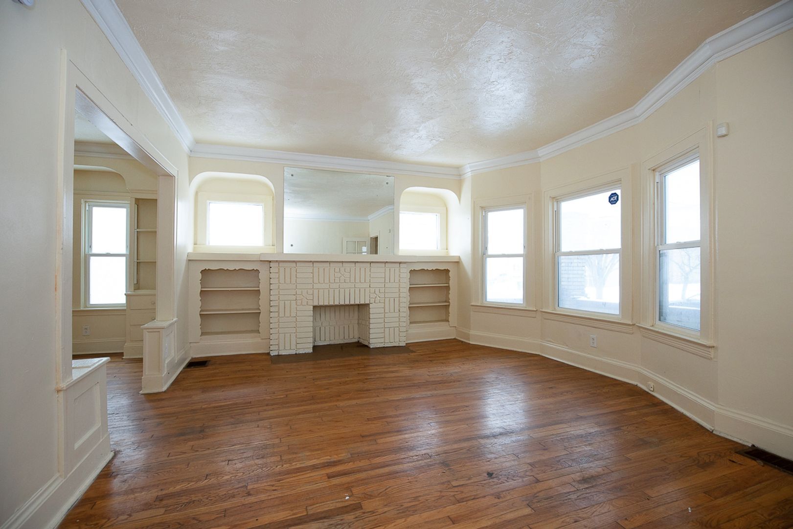 3331 E 140th St unit 3331 E140th Unit 1 – photo 4