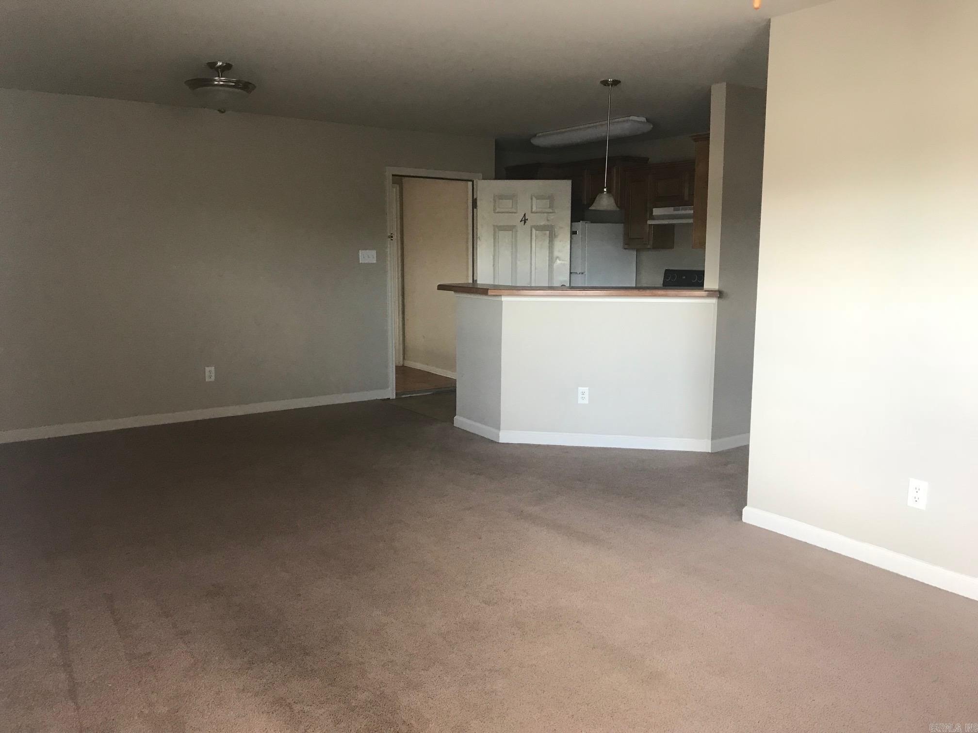 2901 Kennedy Dr #3 – photo 2