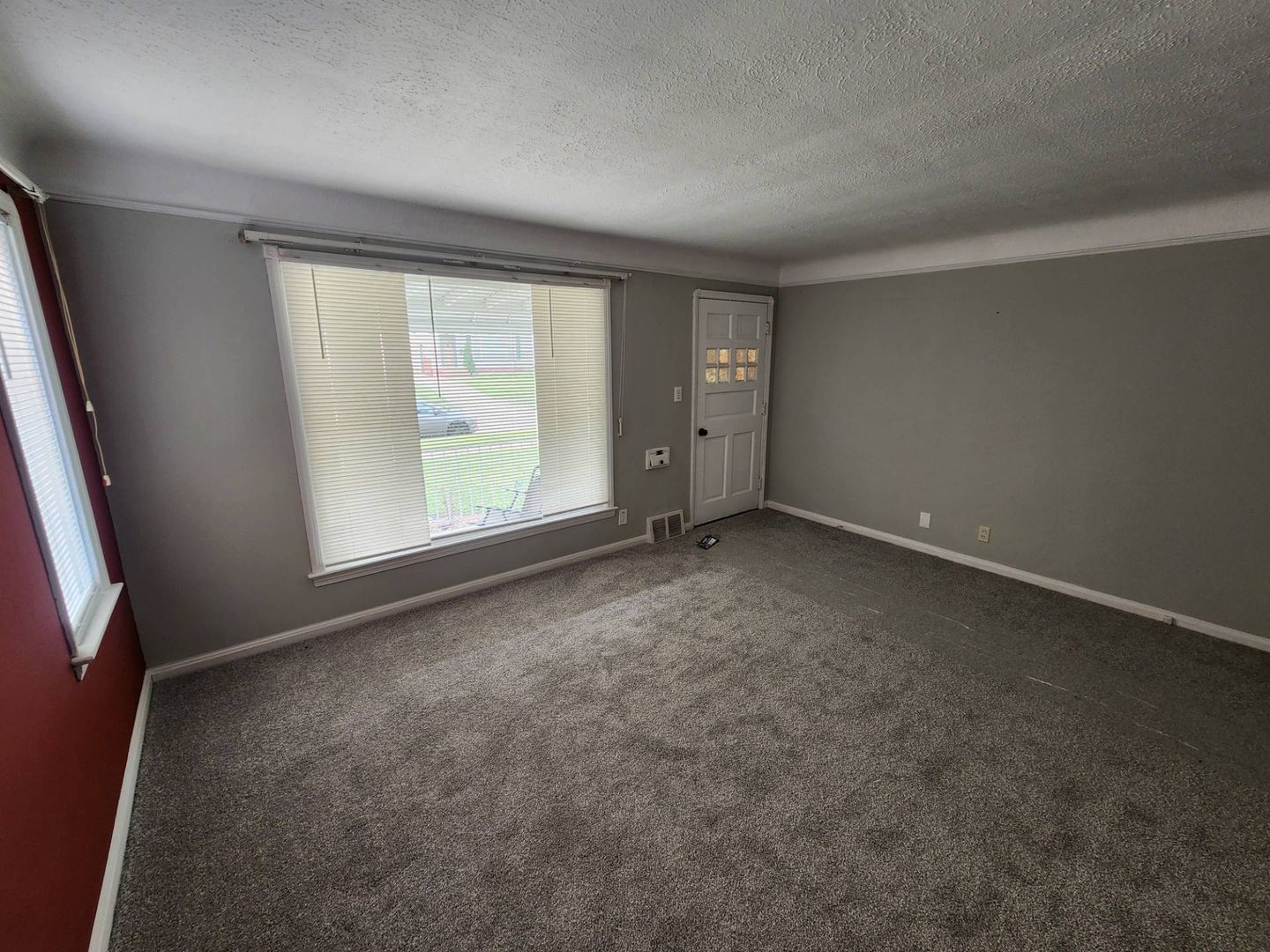 2506 Torrington Ave – photo 4