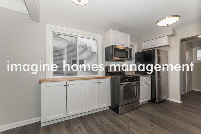 27811 Knickerbocker Rd – photo 5