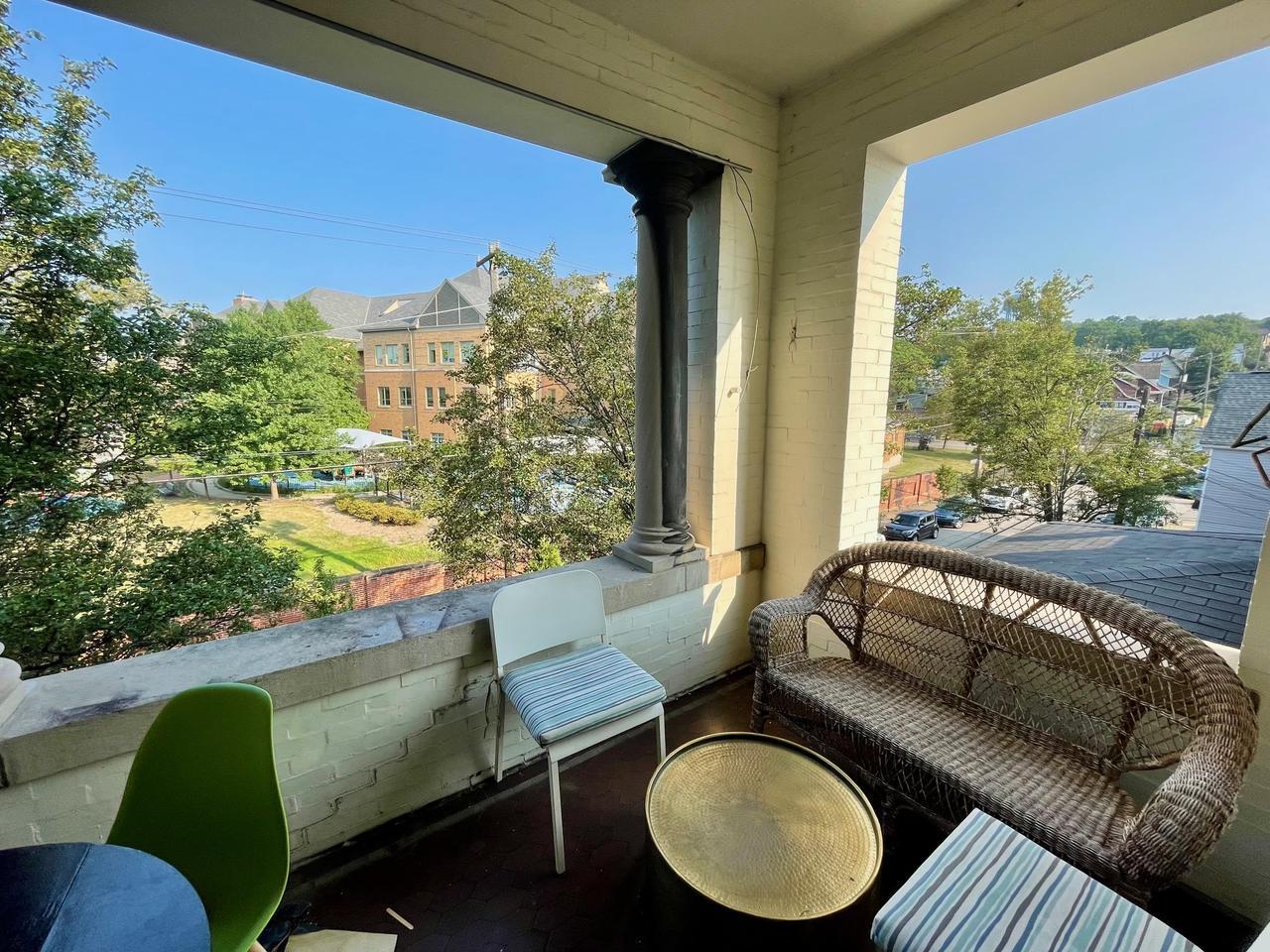 127 S Aiken Ave unit 5 – photo 3