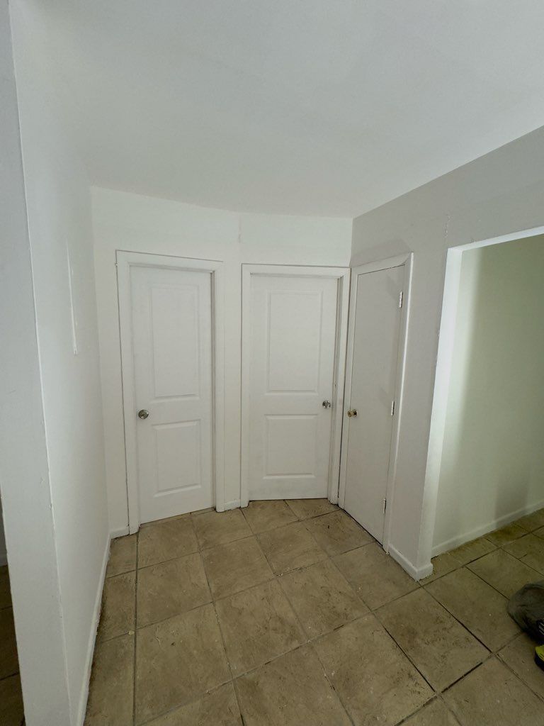 5615 NW 14th St – photo 3