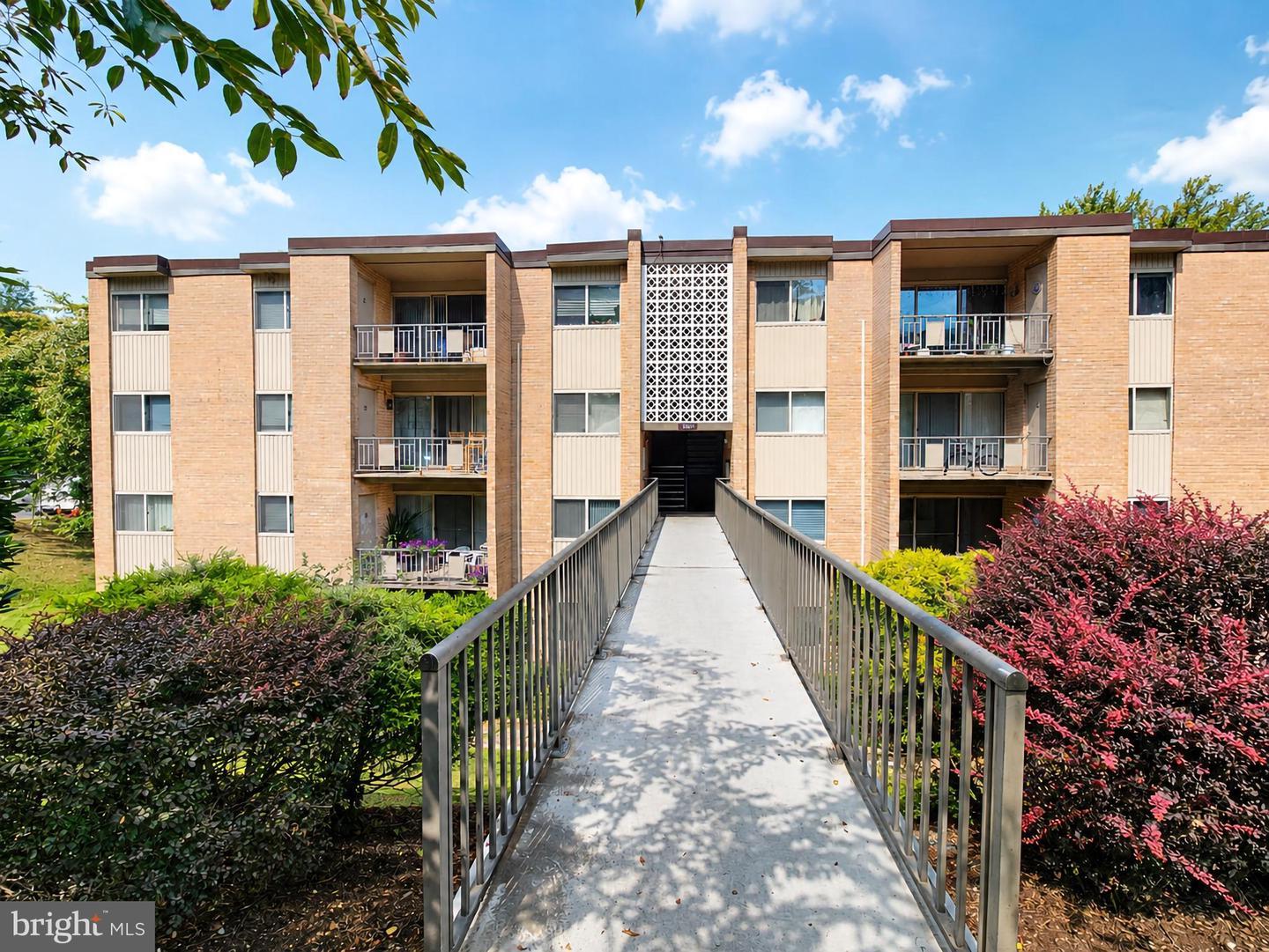 5107 Crossfield Ct unit 306 – photo 1