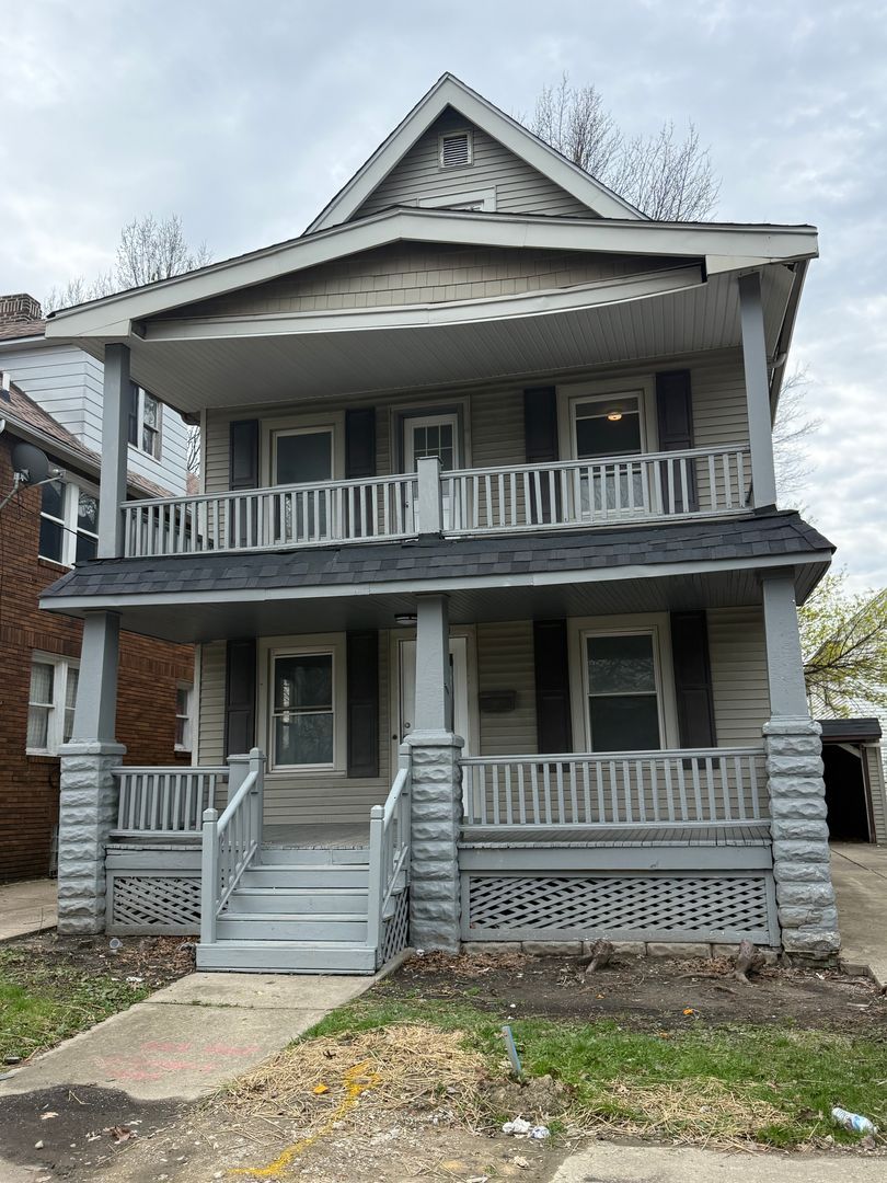 15718 Holmes Ave unit up – photo 1