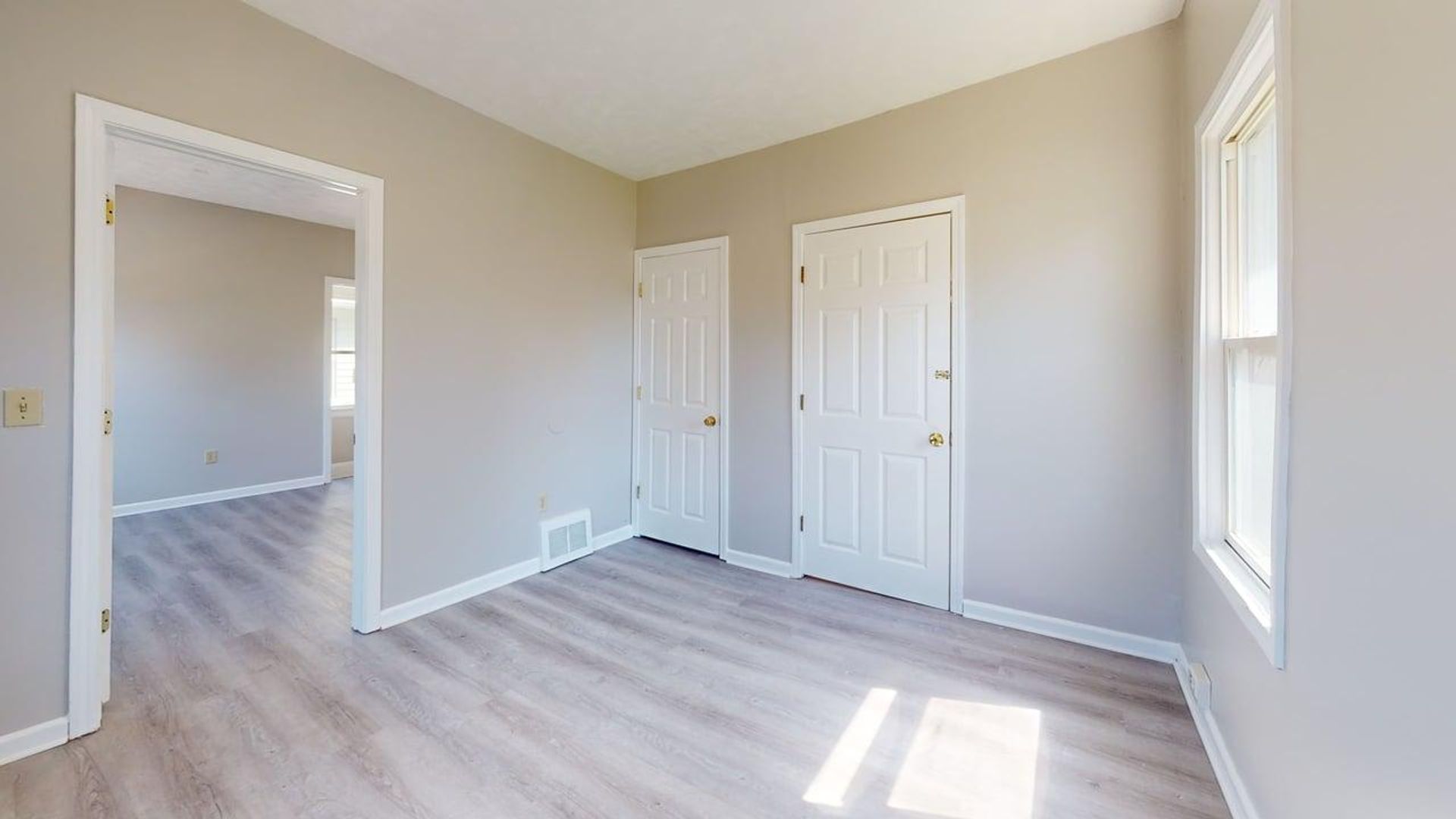 877 Rudyard Rd unit 879 Rudyard Rd - (877 Rudyard Rd - UP) – photo 3