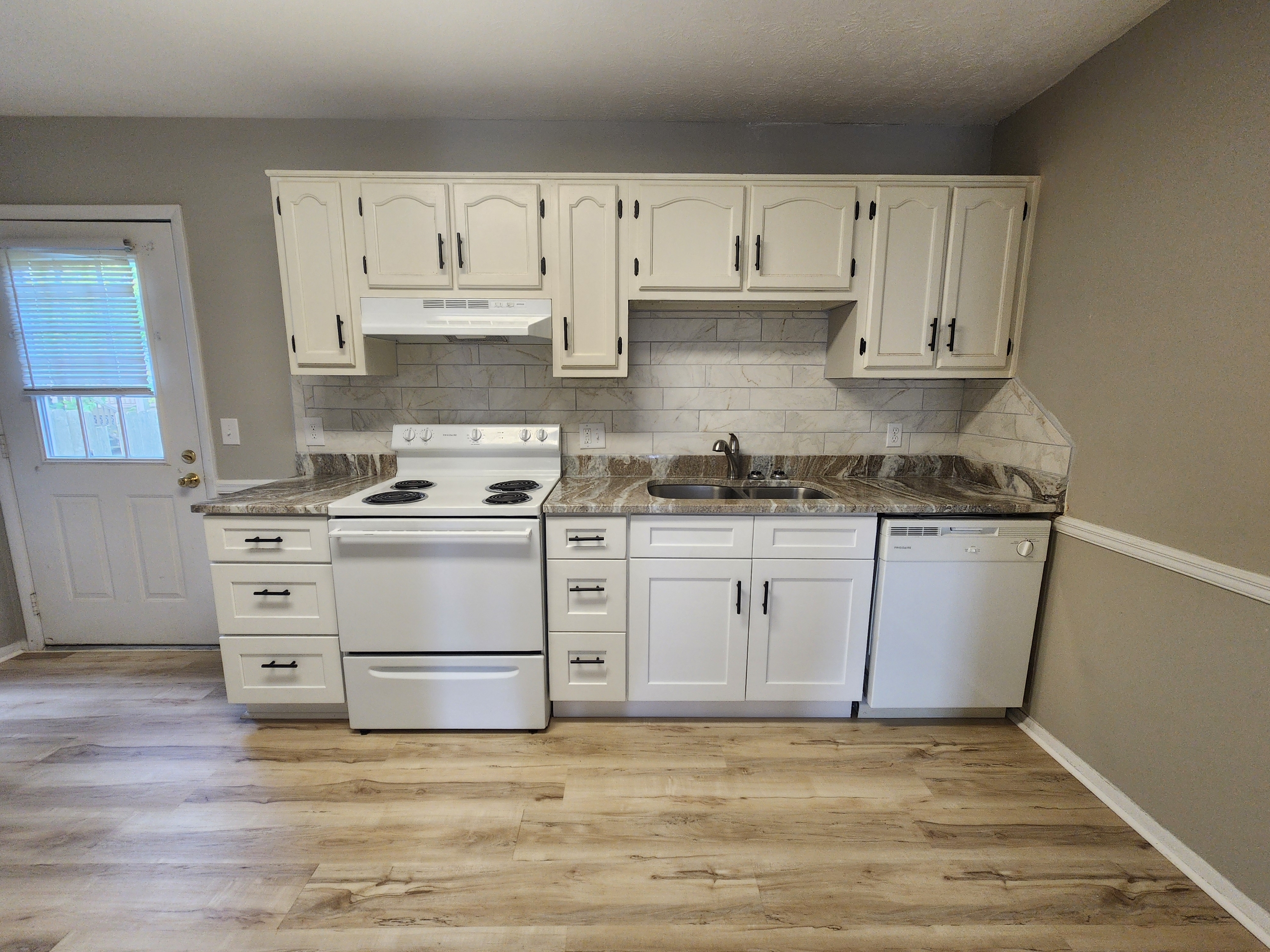 1321 Autumn Ave unit 1 – photo 4