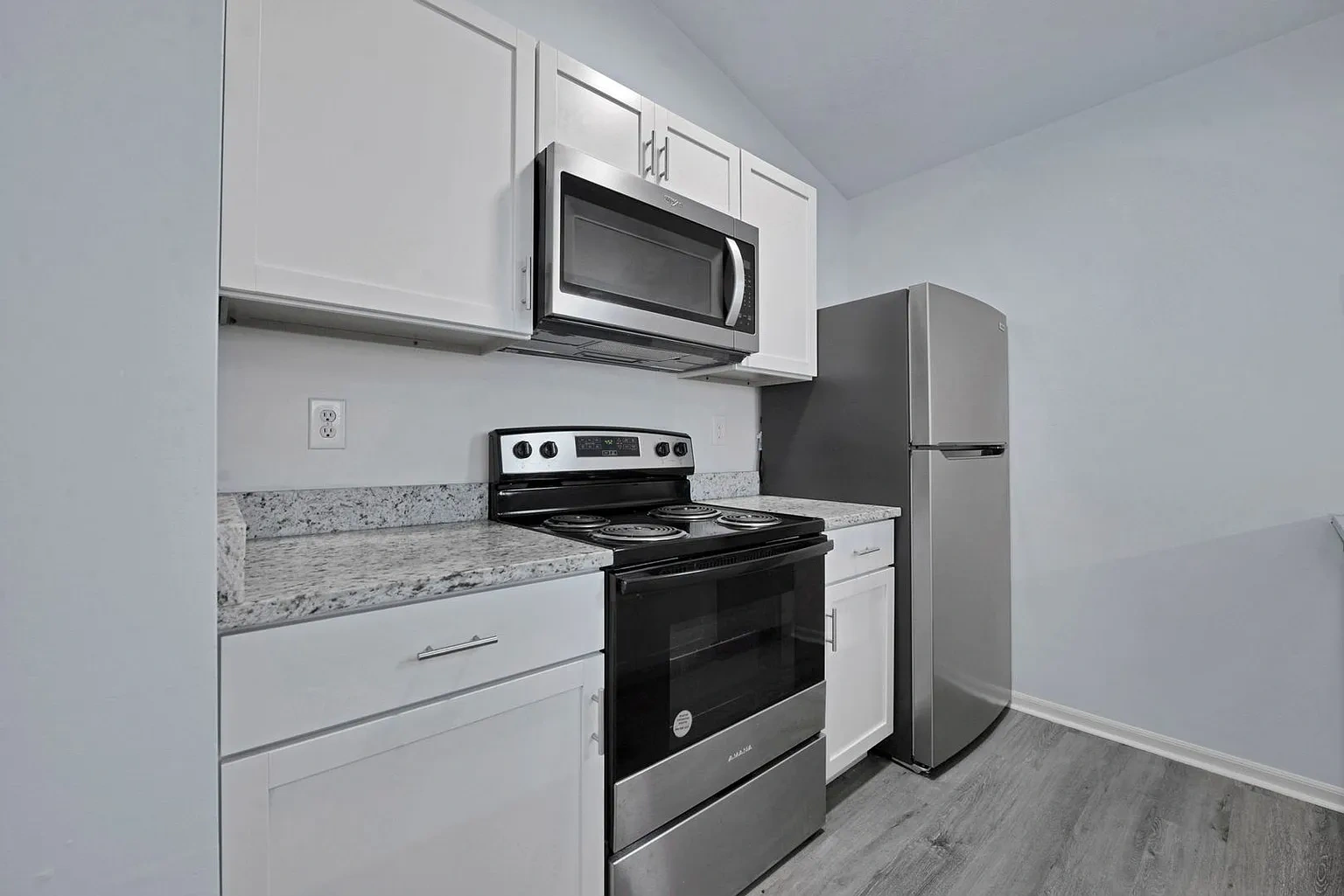 Stratford Commons – photo 2