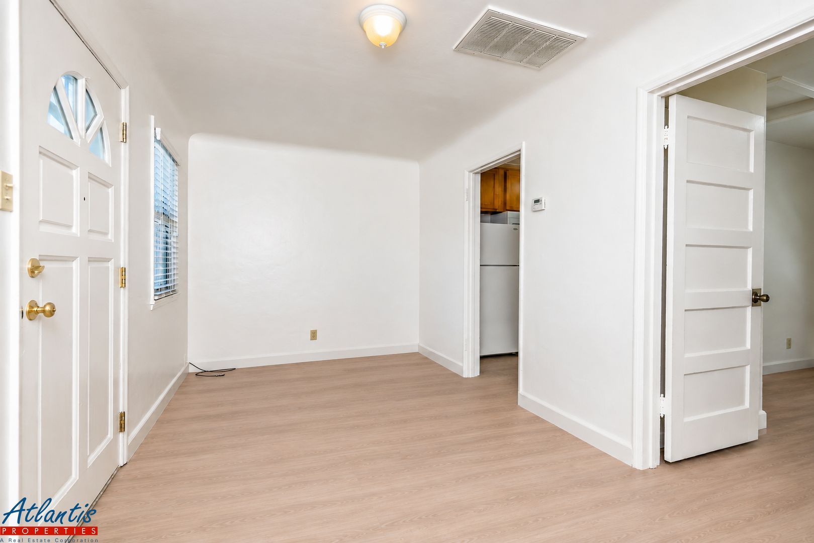 355 N Autumn St unit 355-4 – photo 2