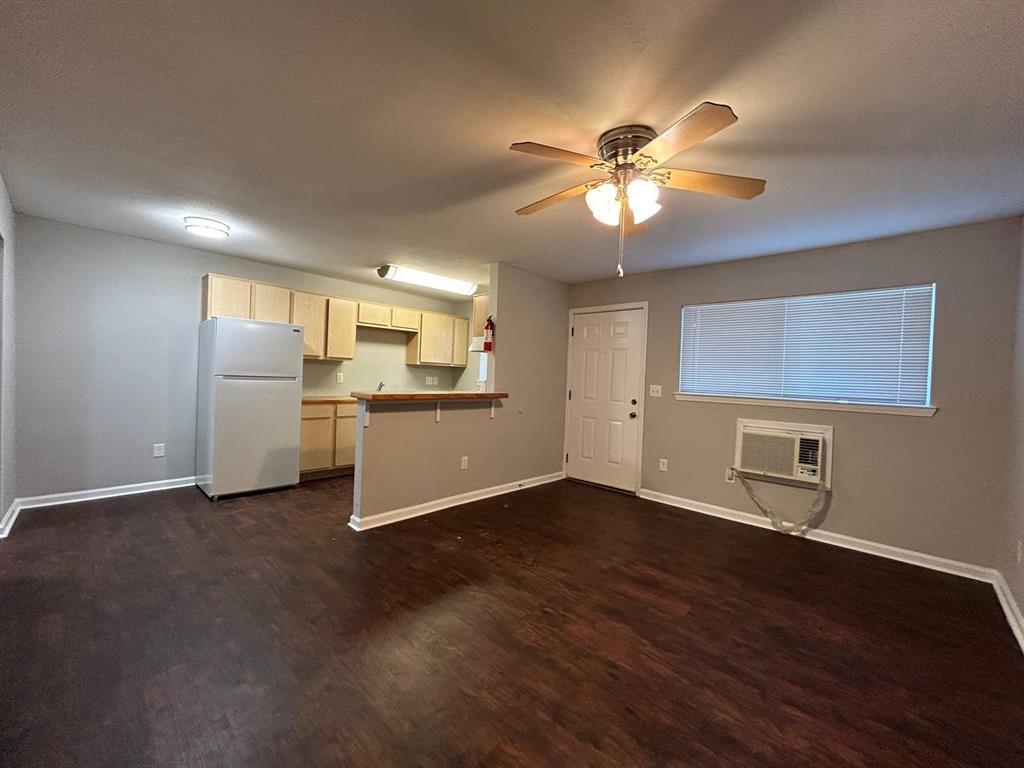 831 W 25th St unit #7 – photo 4