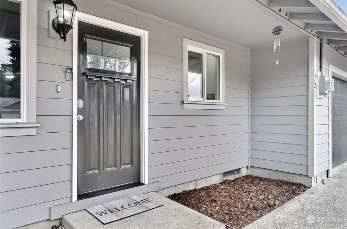 17211 13 Ave E – photo 3