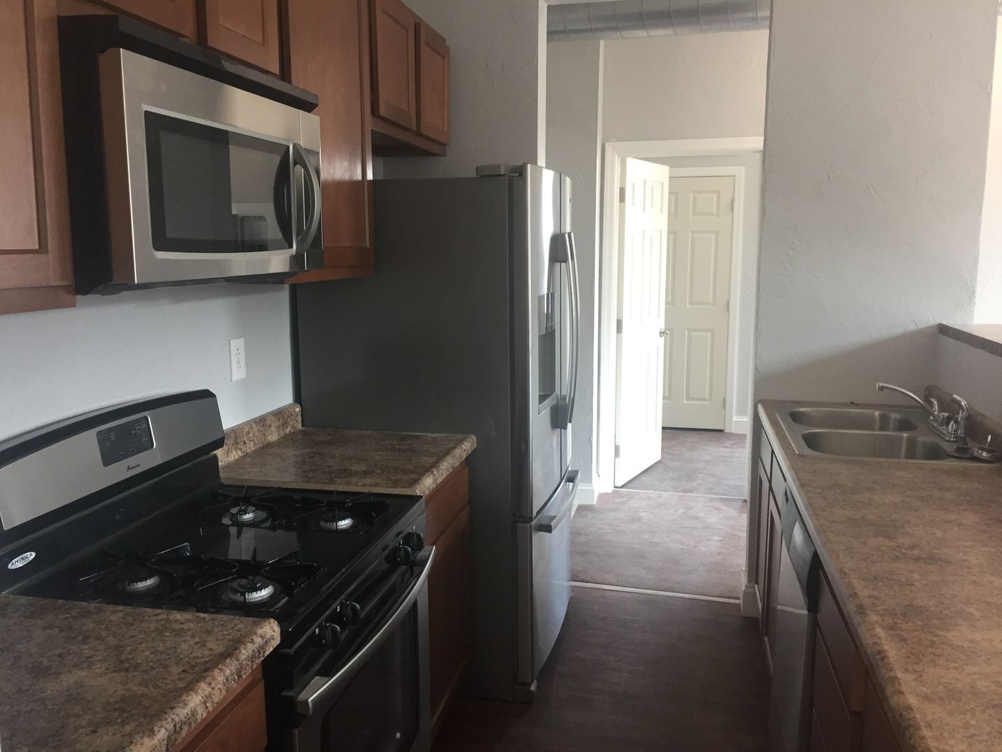 1021 E Carson St unit #2 – photo 2