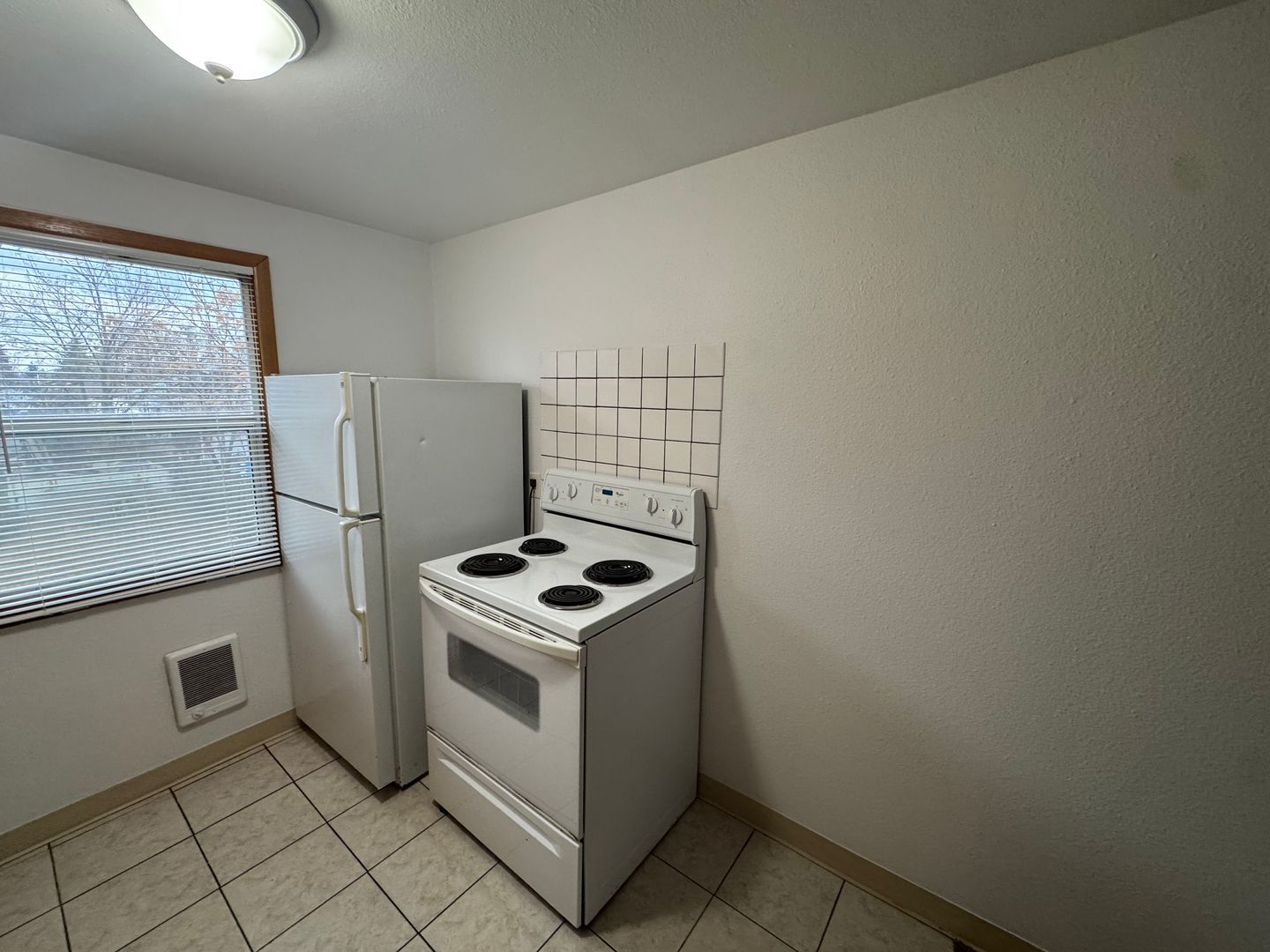 2101 E Boone Ave unit #3 – photo 5