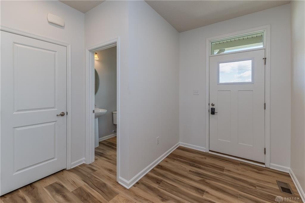403 Sydney Dr – photo 4