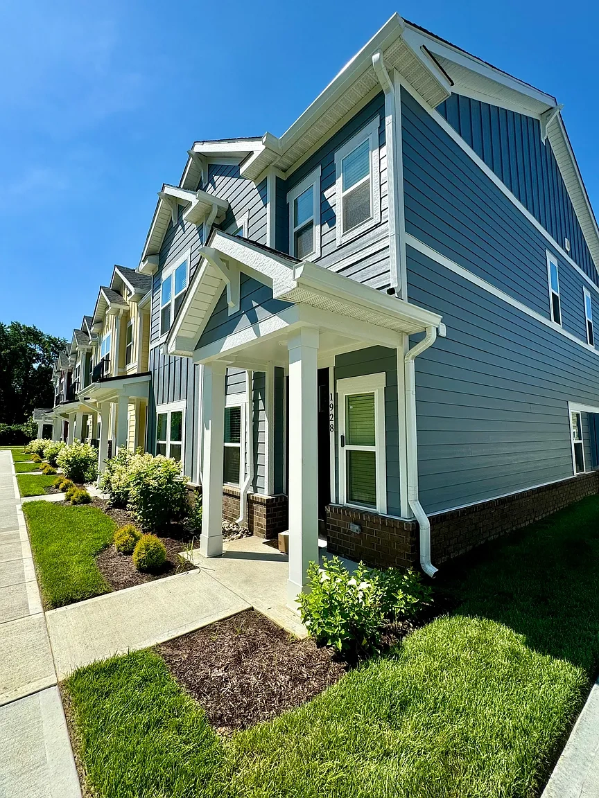 Bull Run Townhomes – photo 5