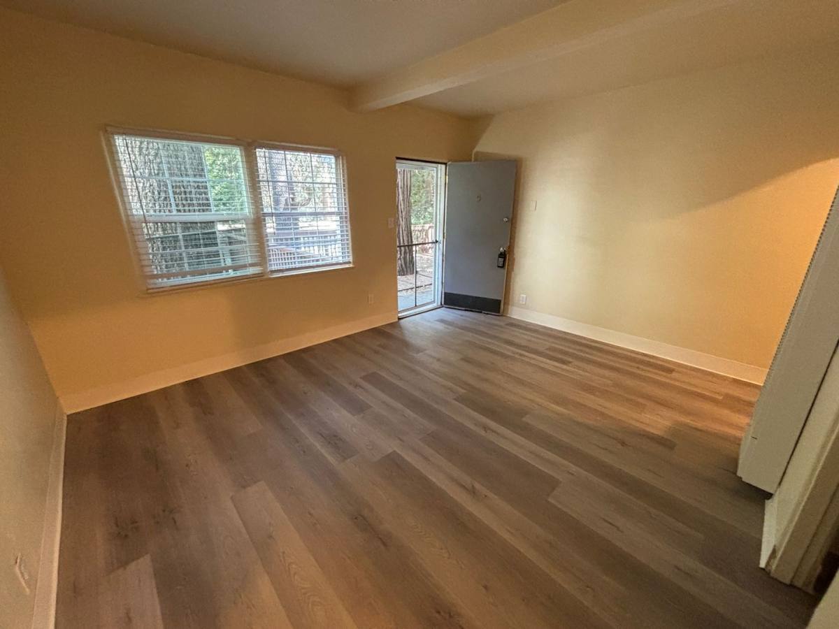 901 Deer Trail unit 5 – photo 5