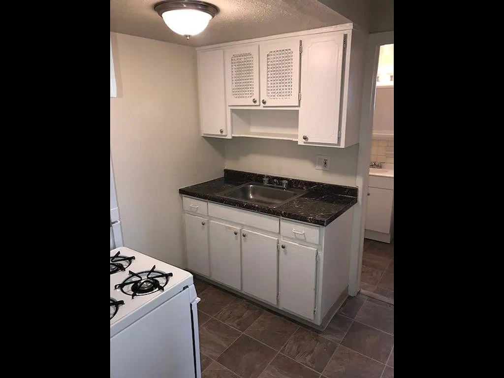 114 North Apartments – photo 1