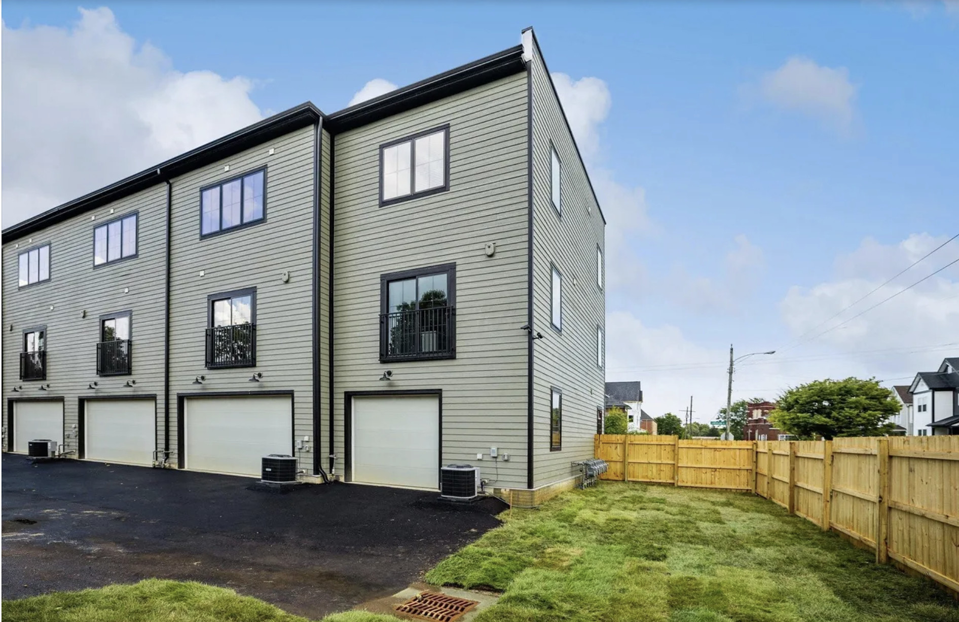 351 Loeffler Ave – photo 2