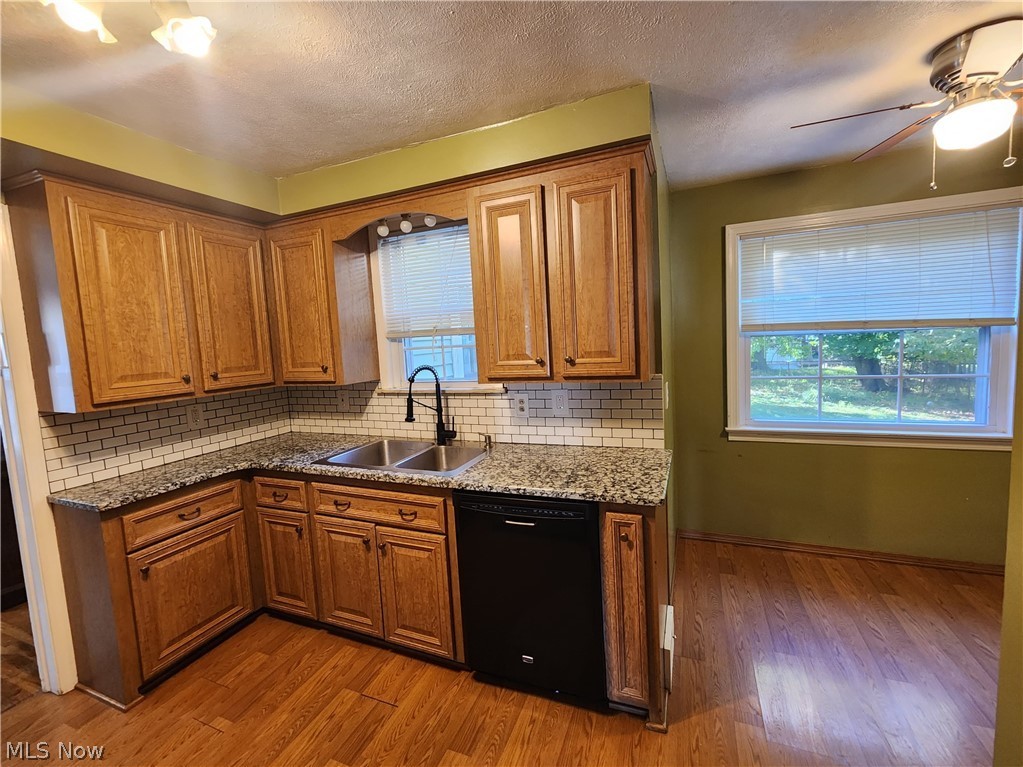 2320 Wrenford Rd – photo 5