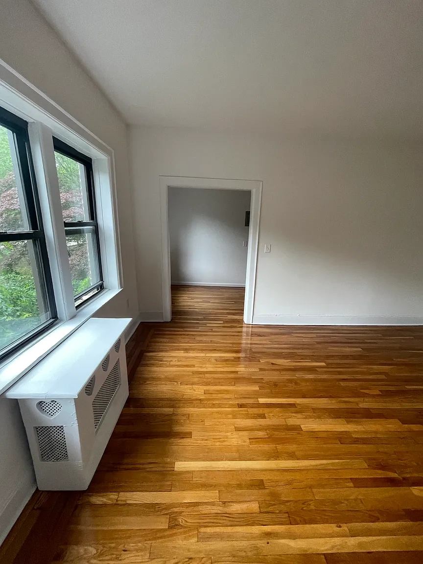 119 carpenter Avenue – photo 1