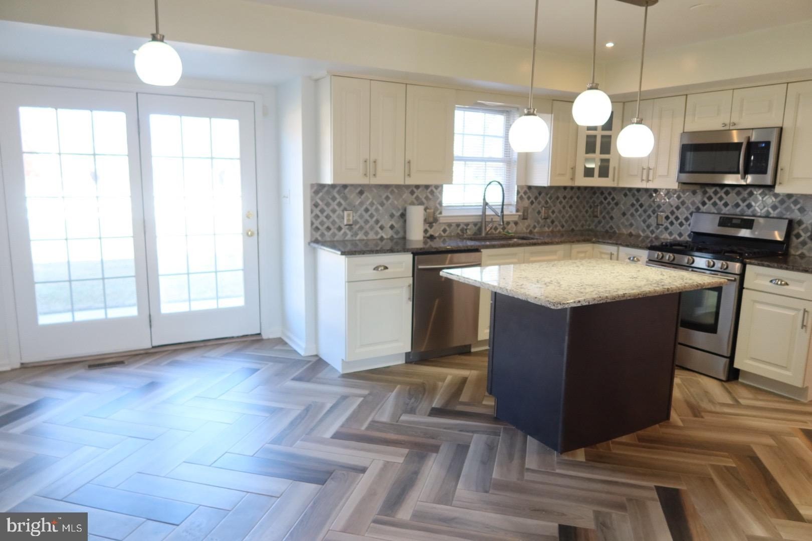4581 Green Tree Rd – photo 5