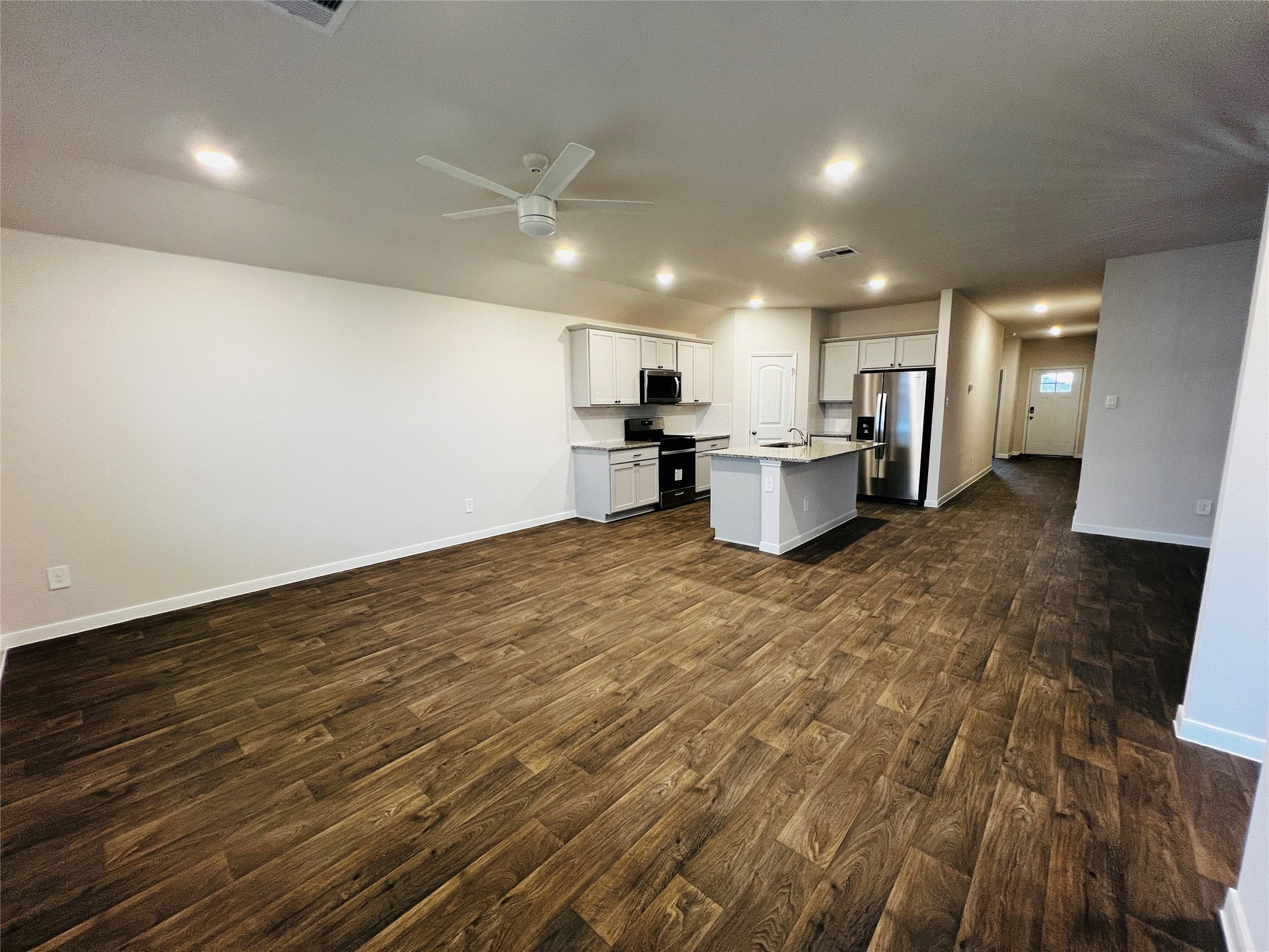 315 Darwin Pl – photo 2
