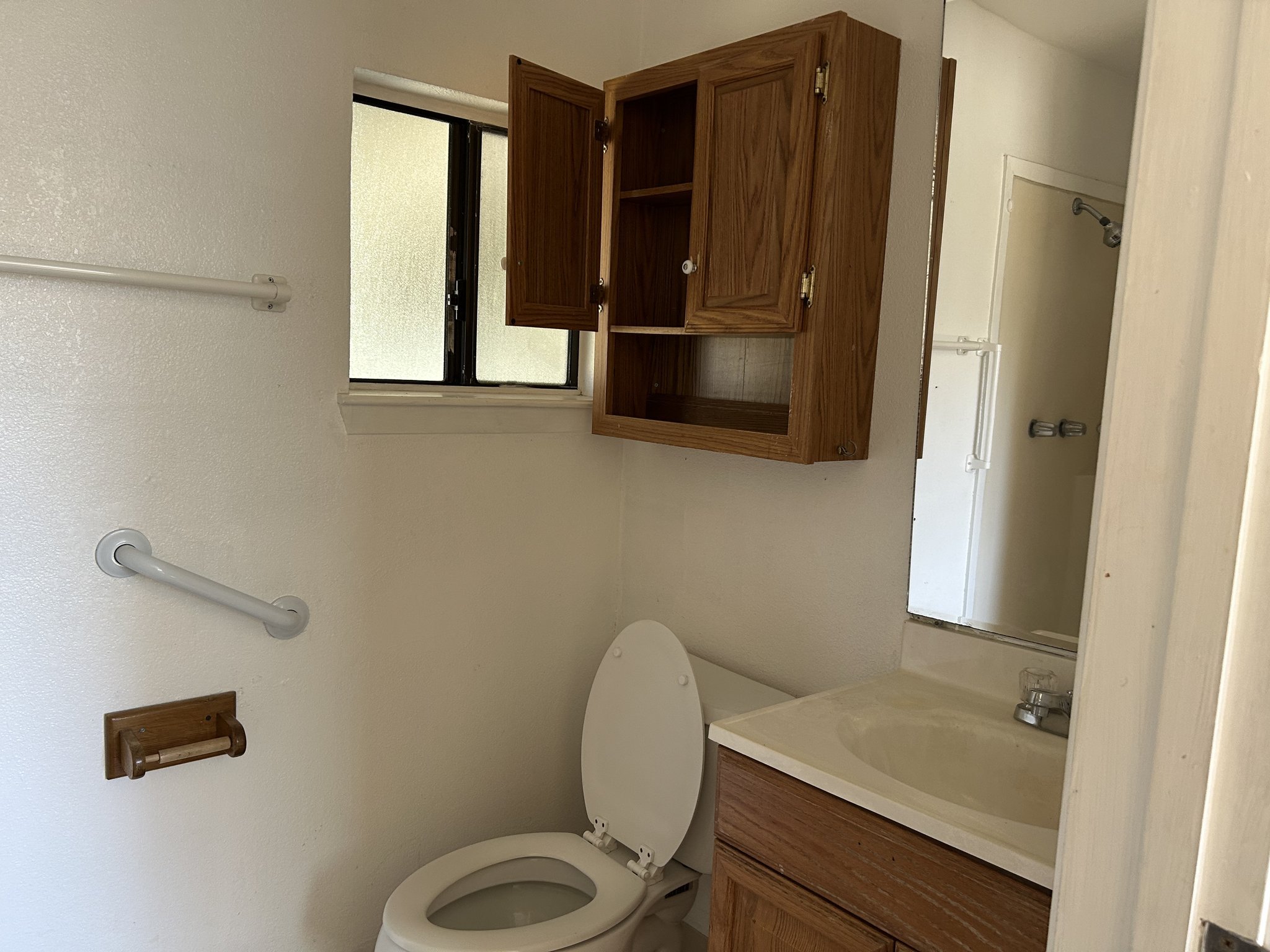 489 2nd St – photo 4