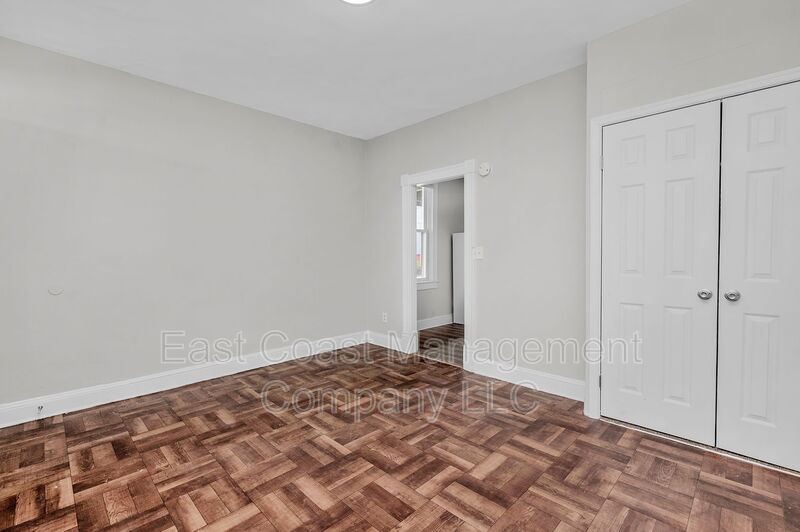 4008 Primrose Ave unit 1A – photo 5