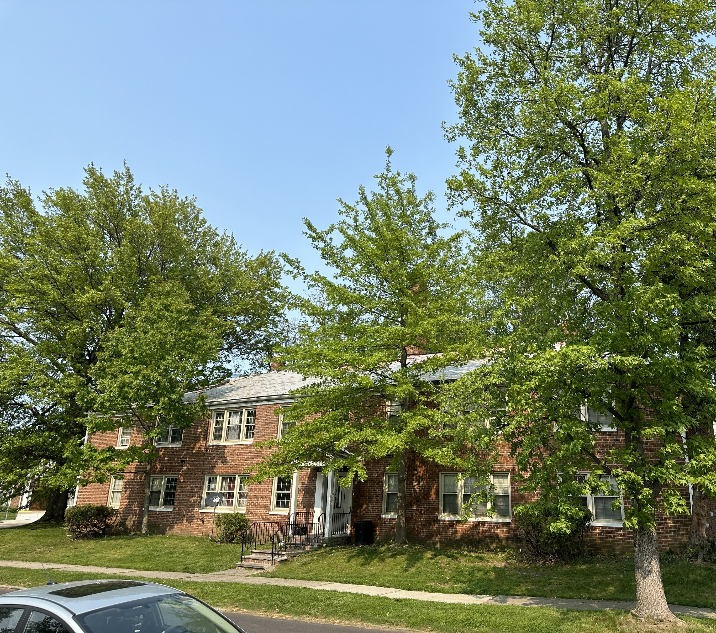2270 Noble Rd – photo 1