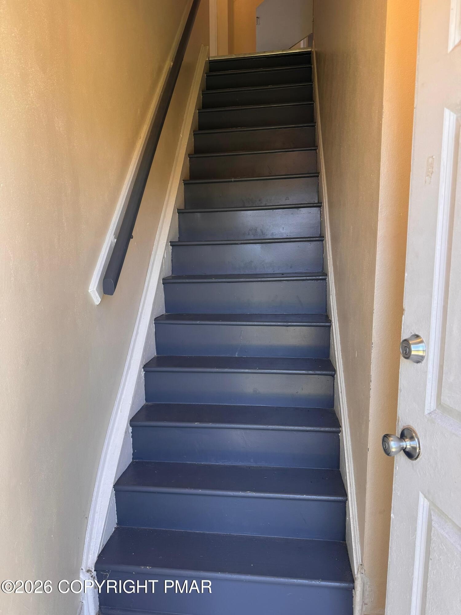 228 Oak St – photo 4