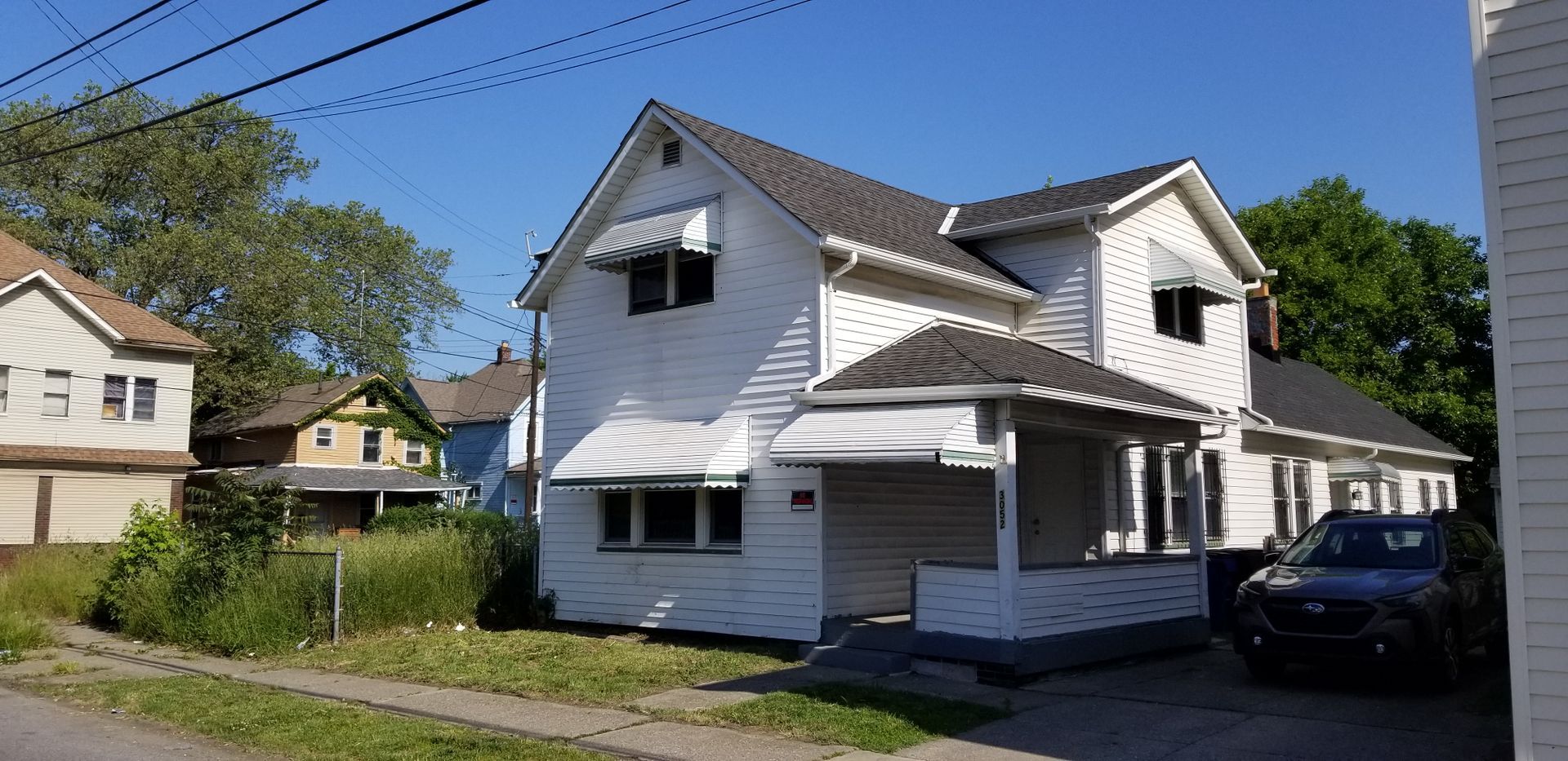 3052 Sackett Ave unit Back – photo 2