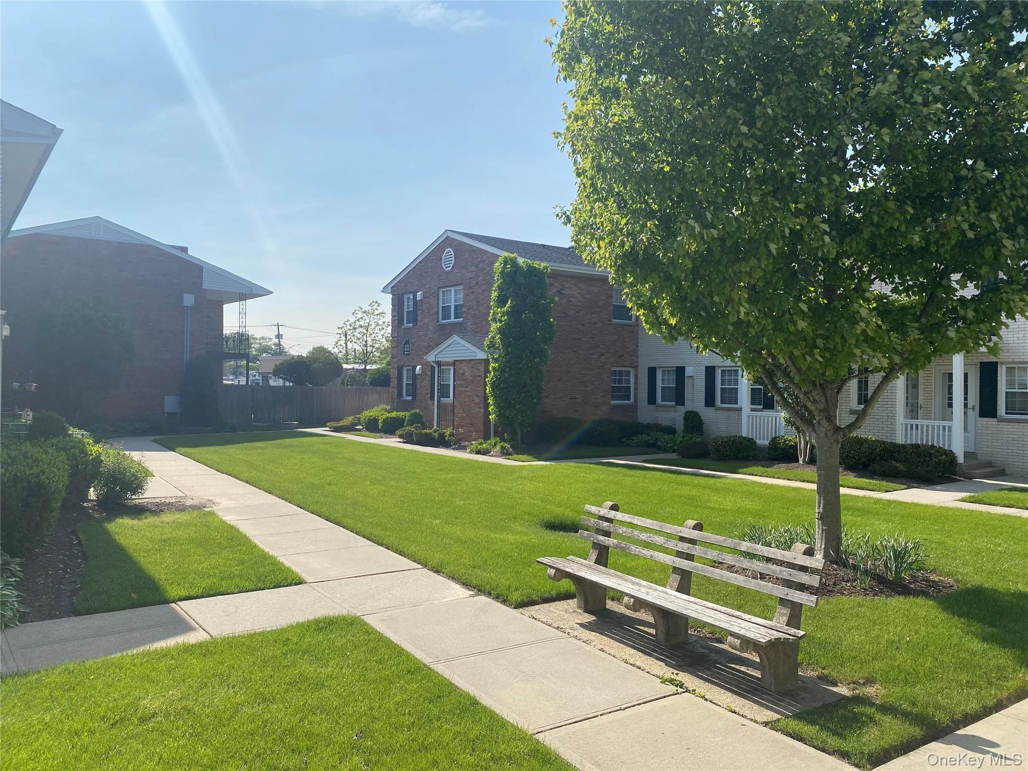 520 Kensington Ln – photo 1