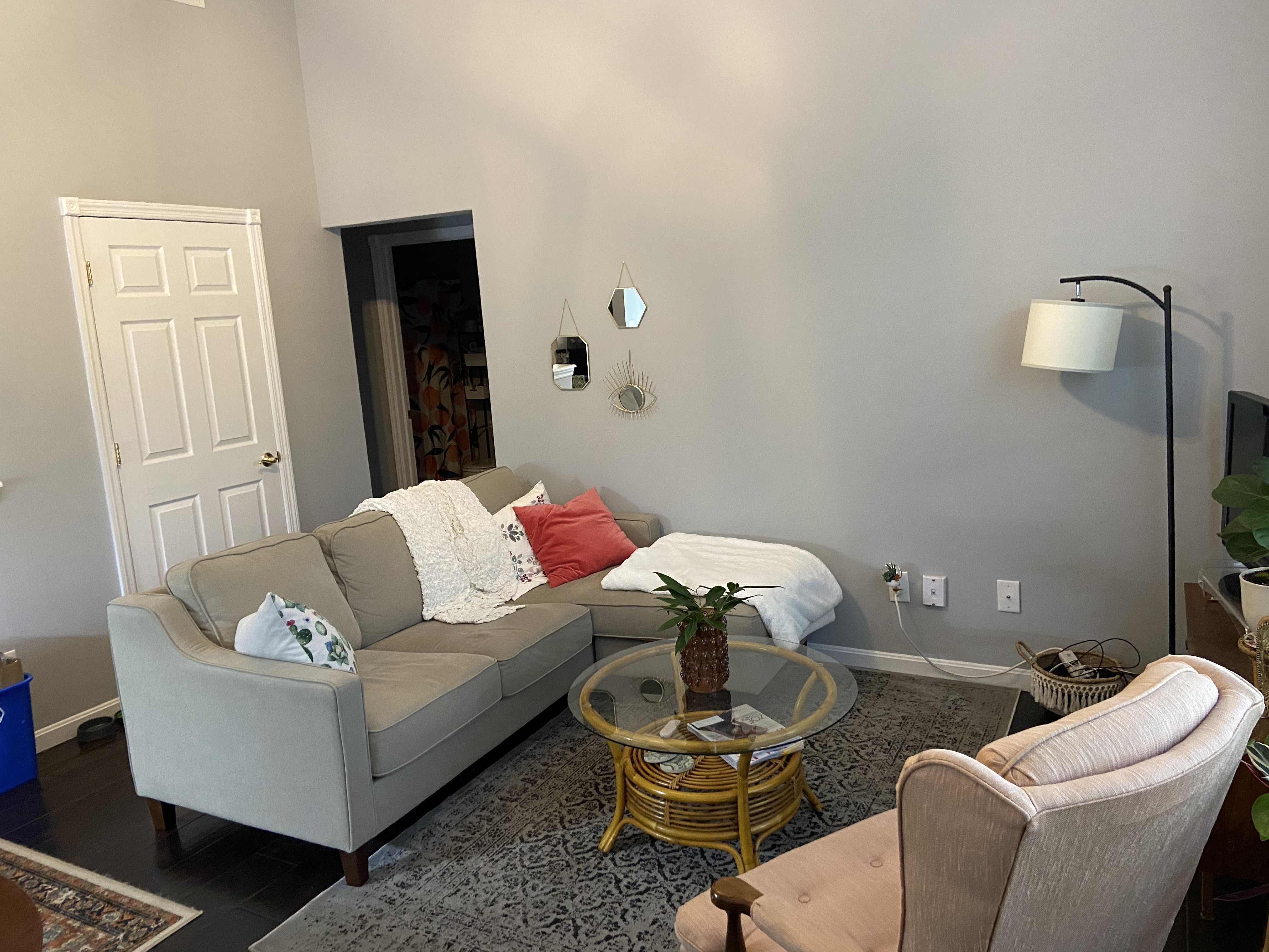 2126 Fulton Ave unit 2 – photo 3